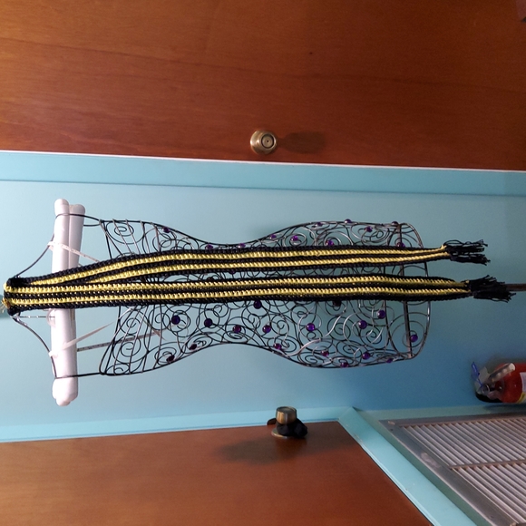 Barrett N Belt Tie Set - Picture 7 of 7